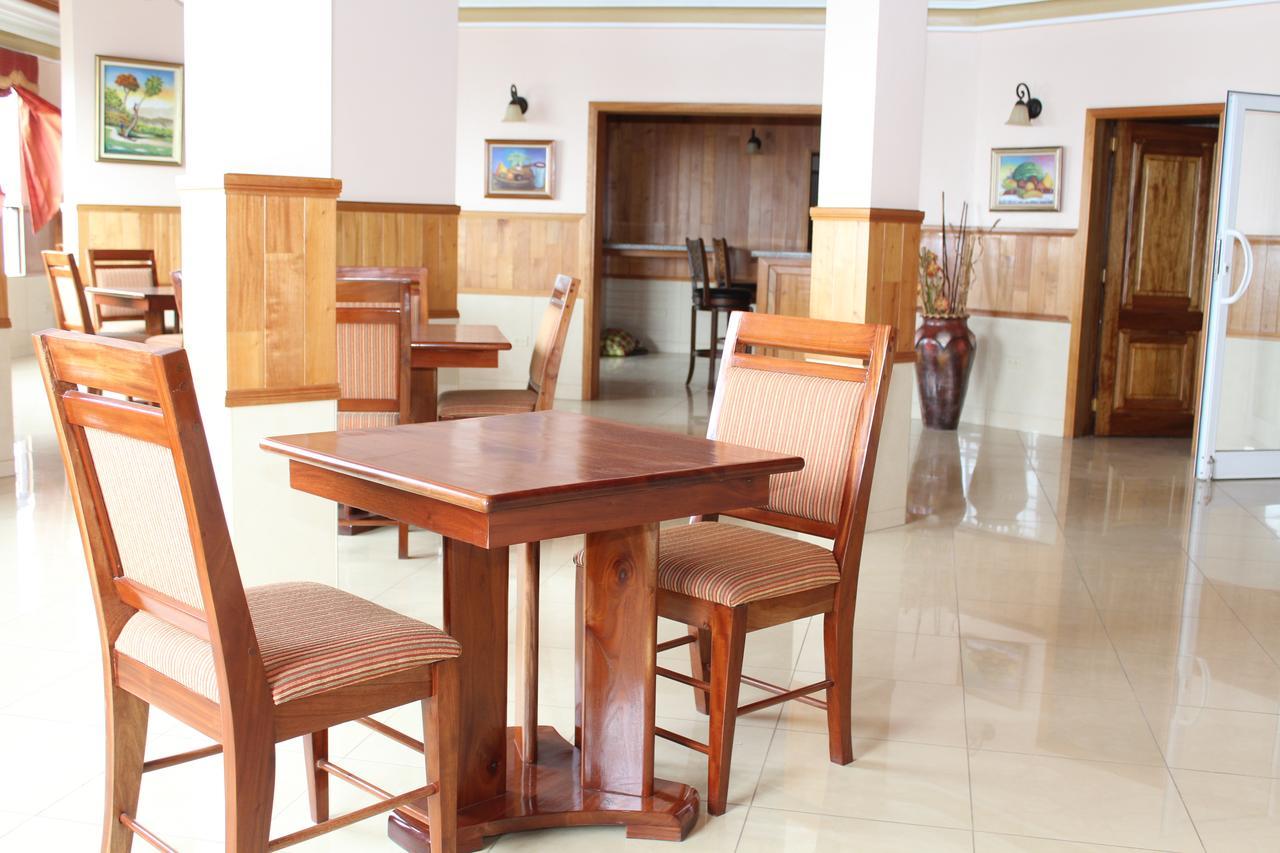 Lebon Hotel Musseau Екстер'єр фото
